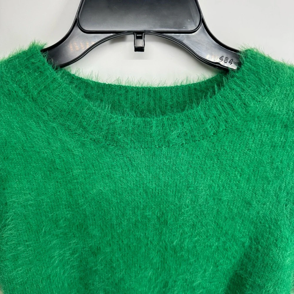 NEW Day + Moon Green Fuzzy Knit Crop Short Sleeve Sweater Womens Small - Picture 2 of 8
